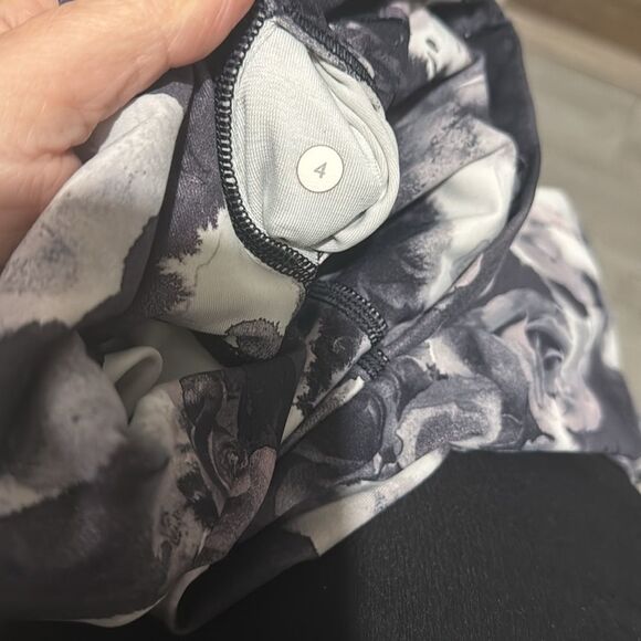 Lululemon Wunder Under Obscured Black Dusty Mauve Crop Leggings Size 4 - Picture 5 of 13